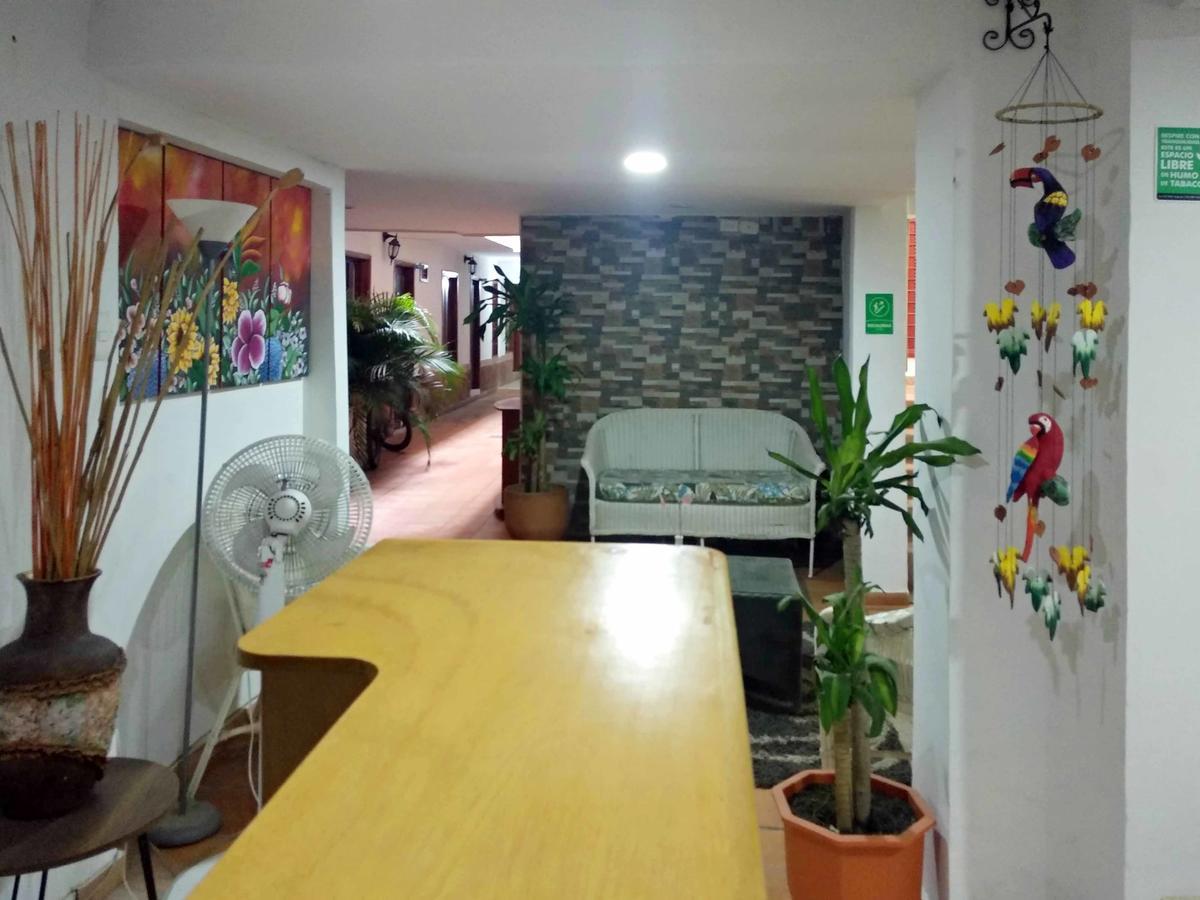 Bacano Couette-café 2*
